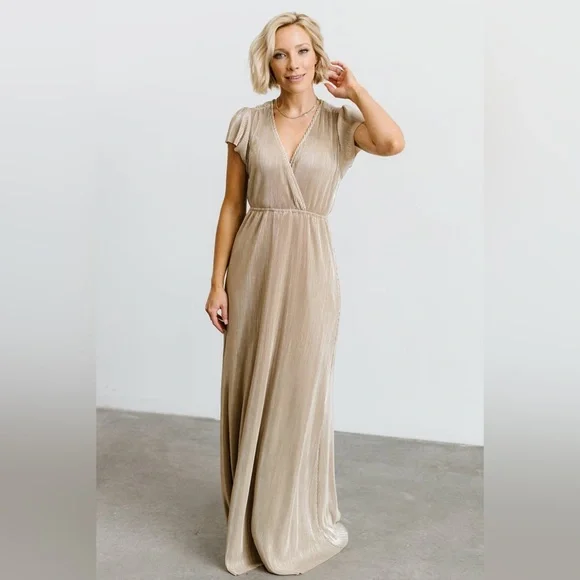 Baltic Born | Dresses | Baltic Born Gold Dress | Poshmark Baltic Born | Dresses | Baltic Born Gold Dress | Poshmark